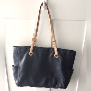 Michael Kors Jet set Travel tote